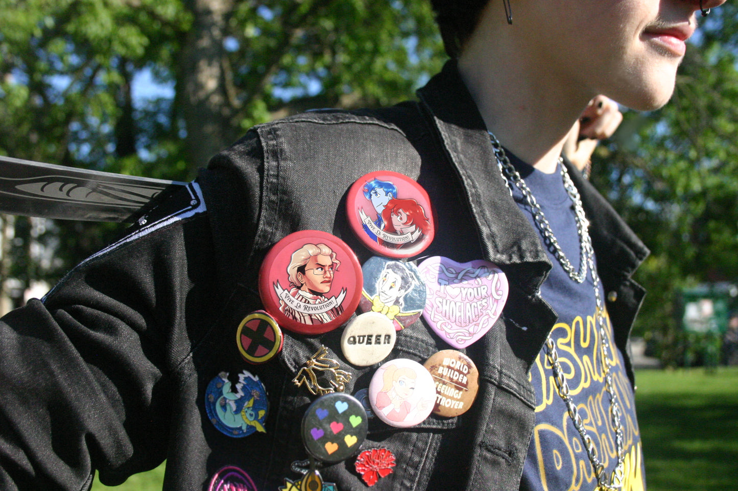 REVOLUTION! Revolutionary Buttons
